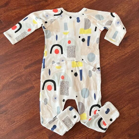 NWOT Goumi Kids Dream Big Footie SZ 2T HTF Snap Jumpsuit Bamboo - Picture 3 of 4